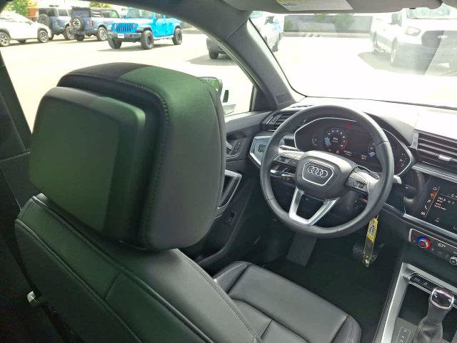 Used 2025 Audi Q3 2.0T Premium AWD/4WD image 15