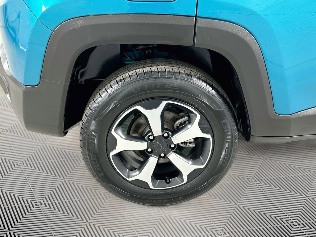 Used 2022 Jeep Renegade Trailhawk w/ Sun/Sound Group AWD/4WD image 29