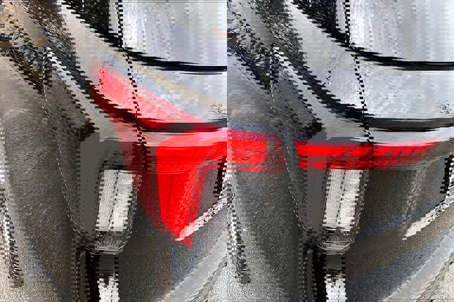 Certified 2025 Ford Explorer ST-Line w/ ST-Line Street Pack image 26