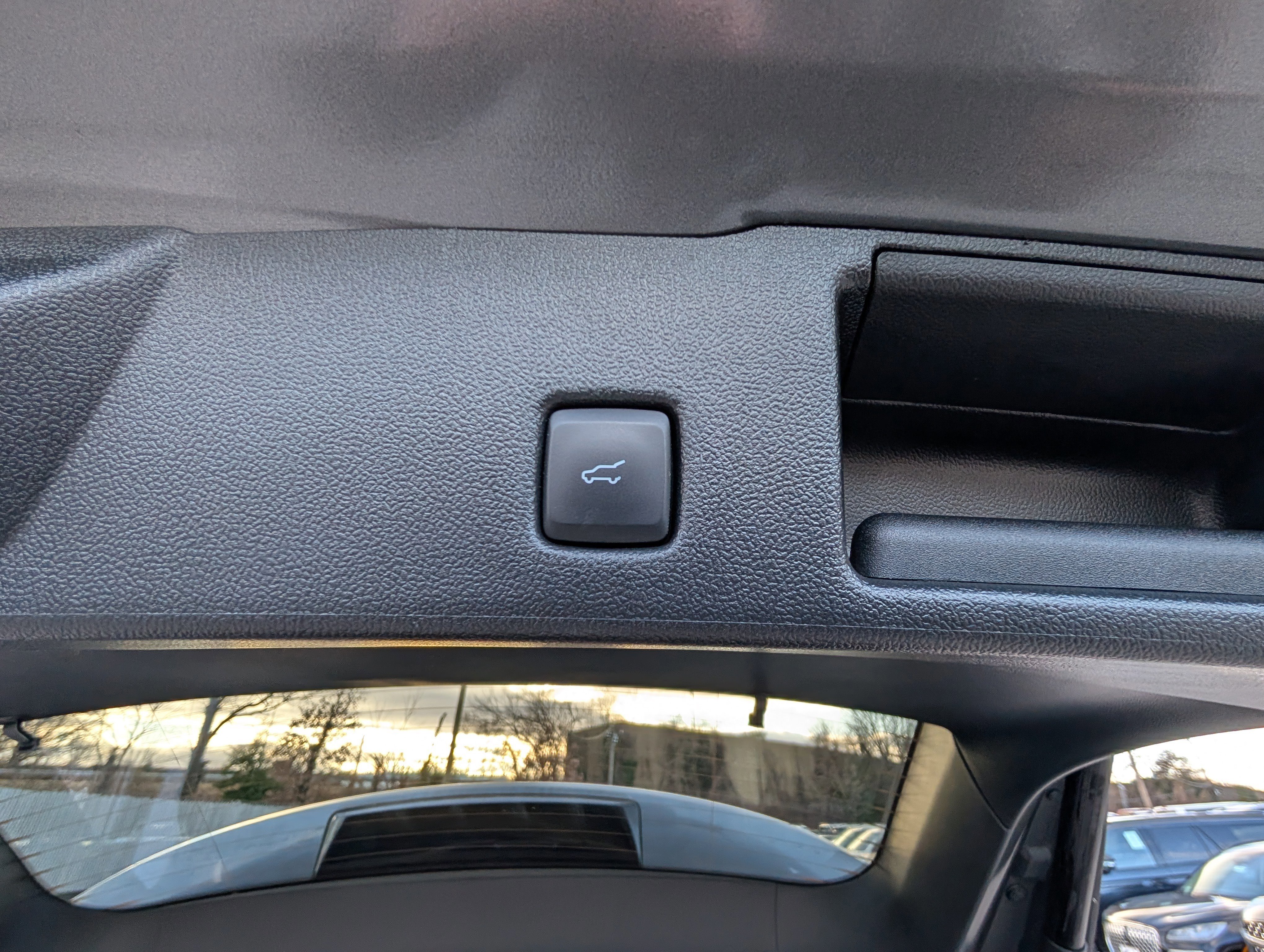 Certified 2023 Ford Escape SE w/ PHEV Premium Package image 15