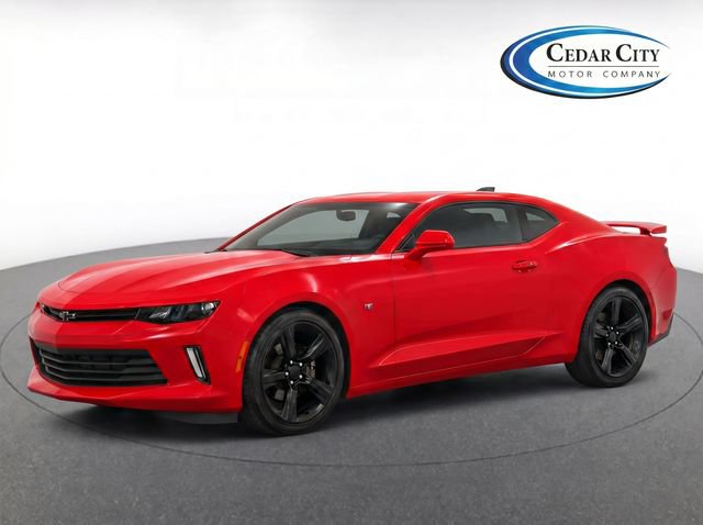 Used 2018 Chevrolet Camaro LT RWD image 1