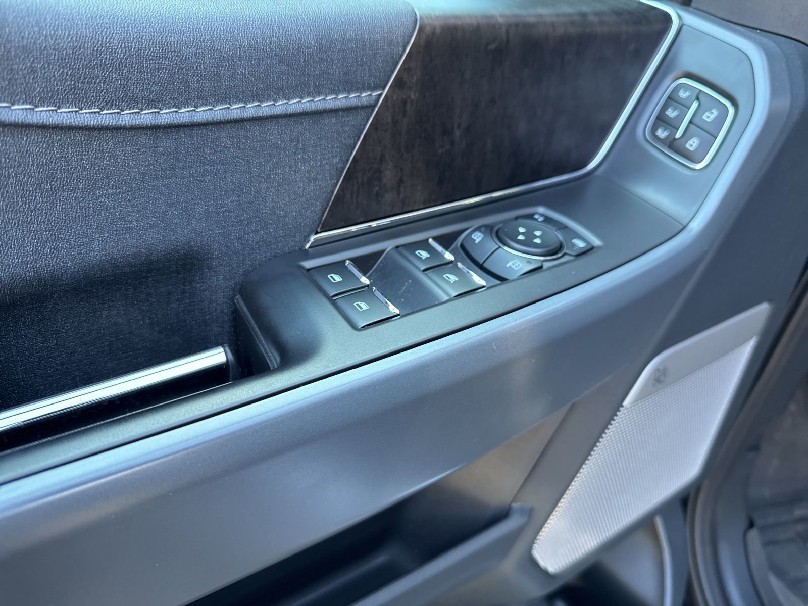 Certified 2023 Ford F150 Lariat w/ Max Trailer Tow Package image 25