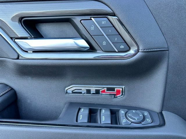 Used 2022 GMC Sierra 1500 AT4 w/ AT4 Preferred Package image 28