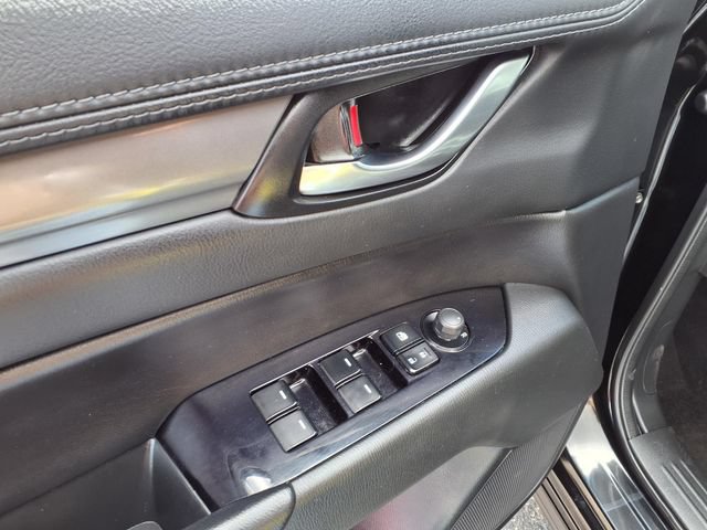 Used 2020 MAZDA CX-5 Touring FWD image 16