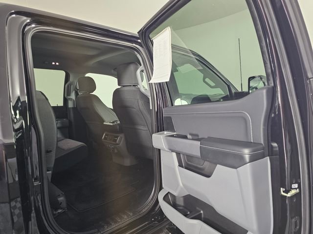 Certified 2021 Ford F150 XLT w/ Equipment Group 302A High image 15