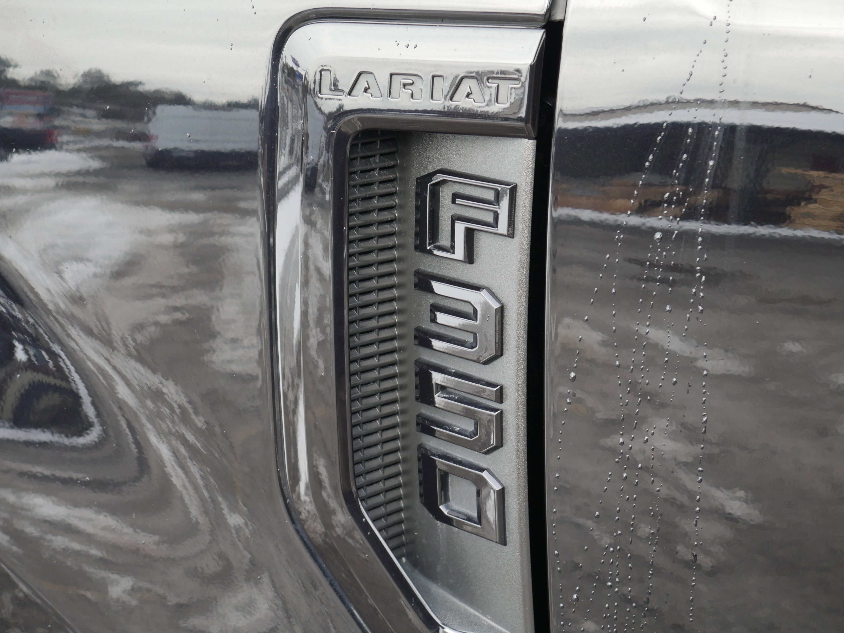 Certified 2021 Ford F350 Lariat image 24