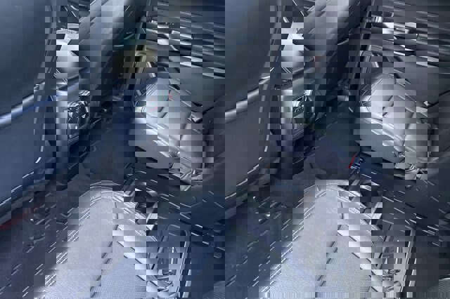 Certified 2020 Ford Explorer Limited w/ Hybrid Equipment Group 310A image 13