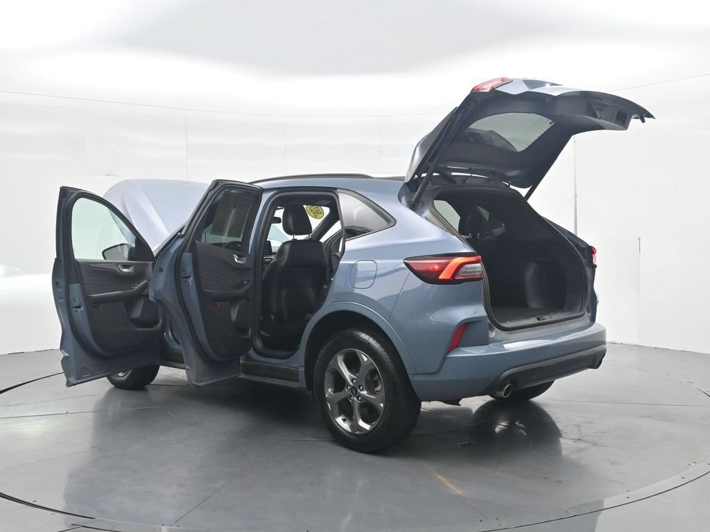Certified 2023 Ford Escape ST-Line Select AWD/4WD image 55