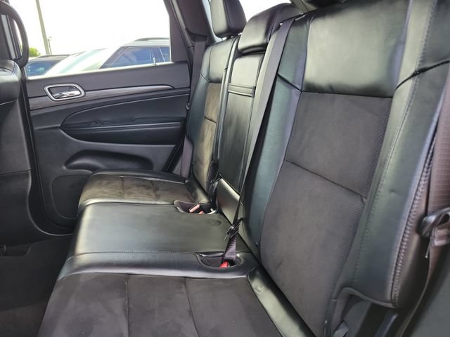 Used 2021 Jeep Grand Cherokee Laredo X AWD/4WD image 16