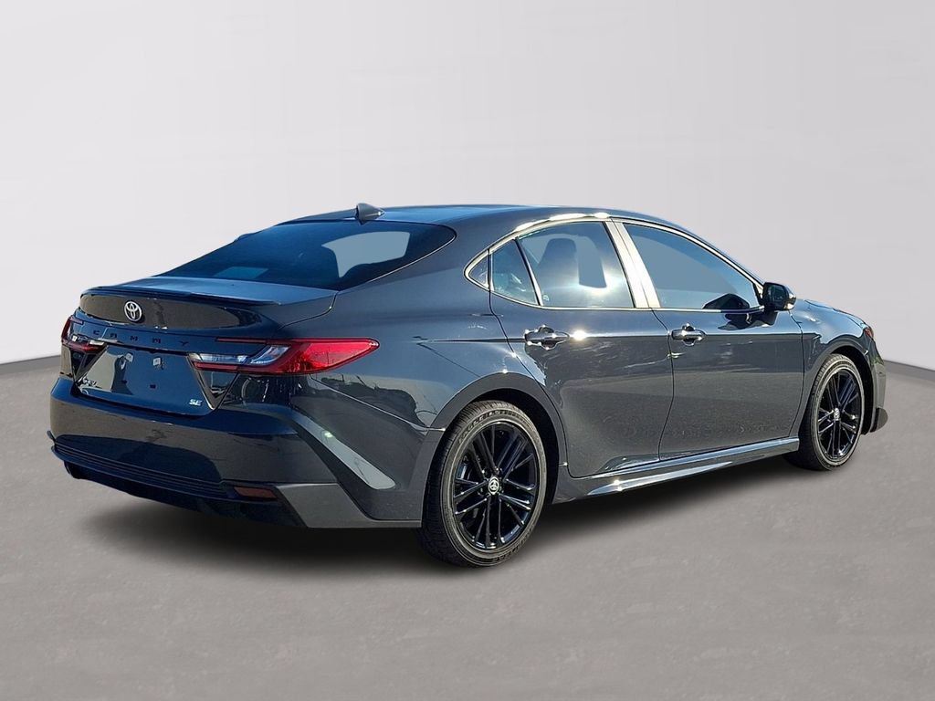 Used 2025 Toyota Camry SE FWD image 6