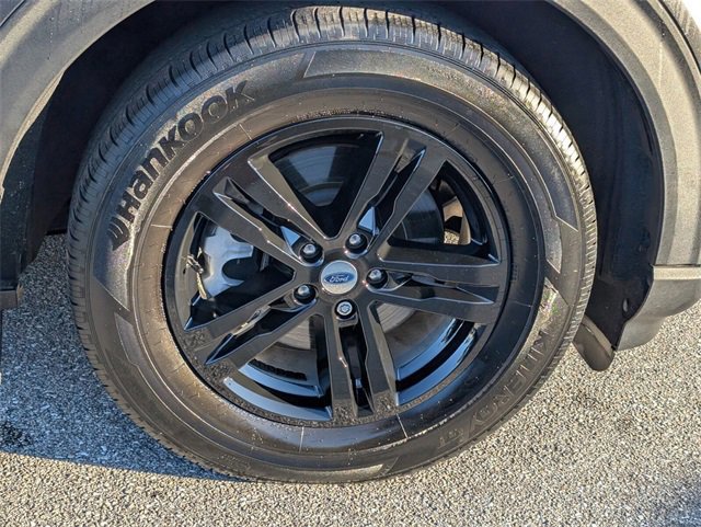 Certified 2020 Ford Explorer XLT w/ Equipment Group 202A image 16