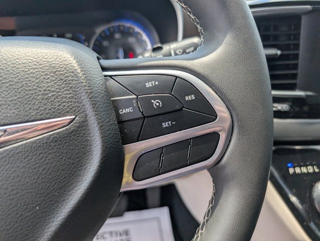 Used 2024 Chrysler Voyager LX FWD image 20