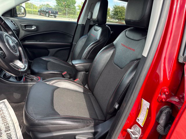 Used 2020 Jeep Compass Trailhawk AWD/4WD image 15