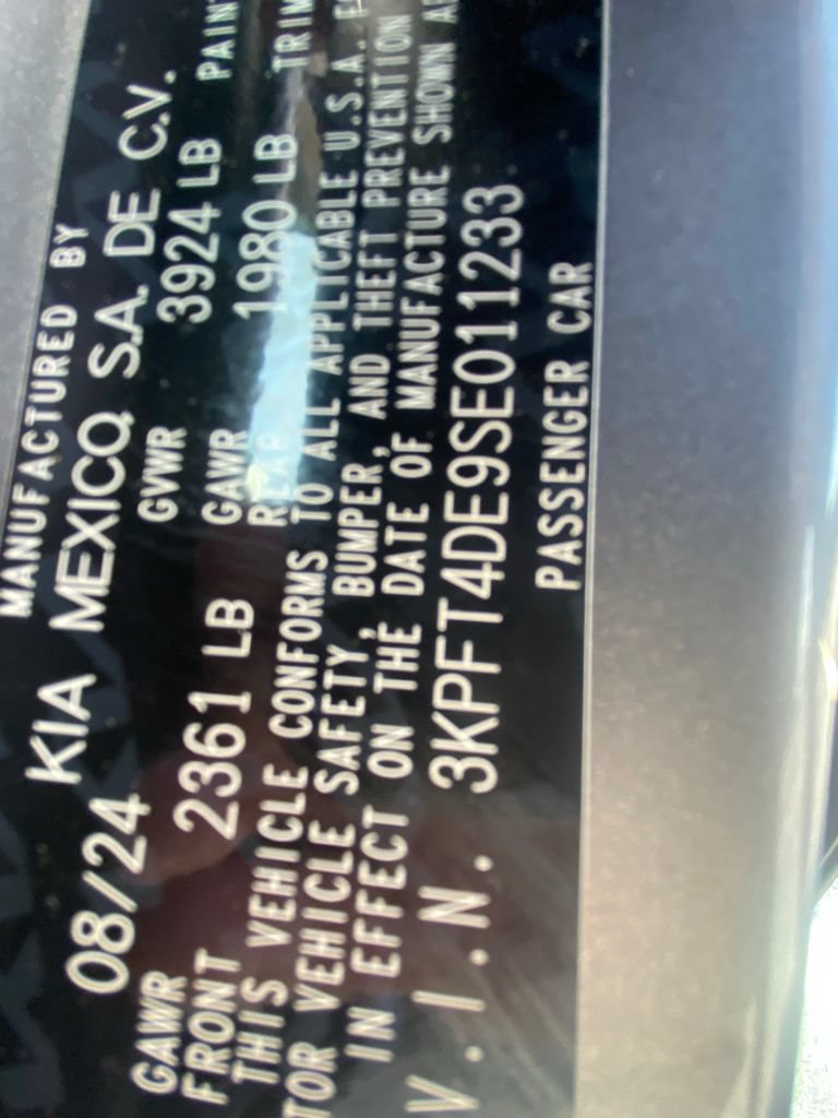 Used 2025 Kia K4 FWD image 32