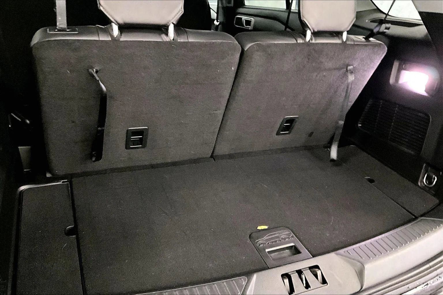 Certified 2023 Ford Explorer XLT w/ Equipment Group 202A image 35