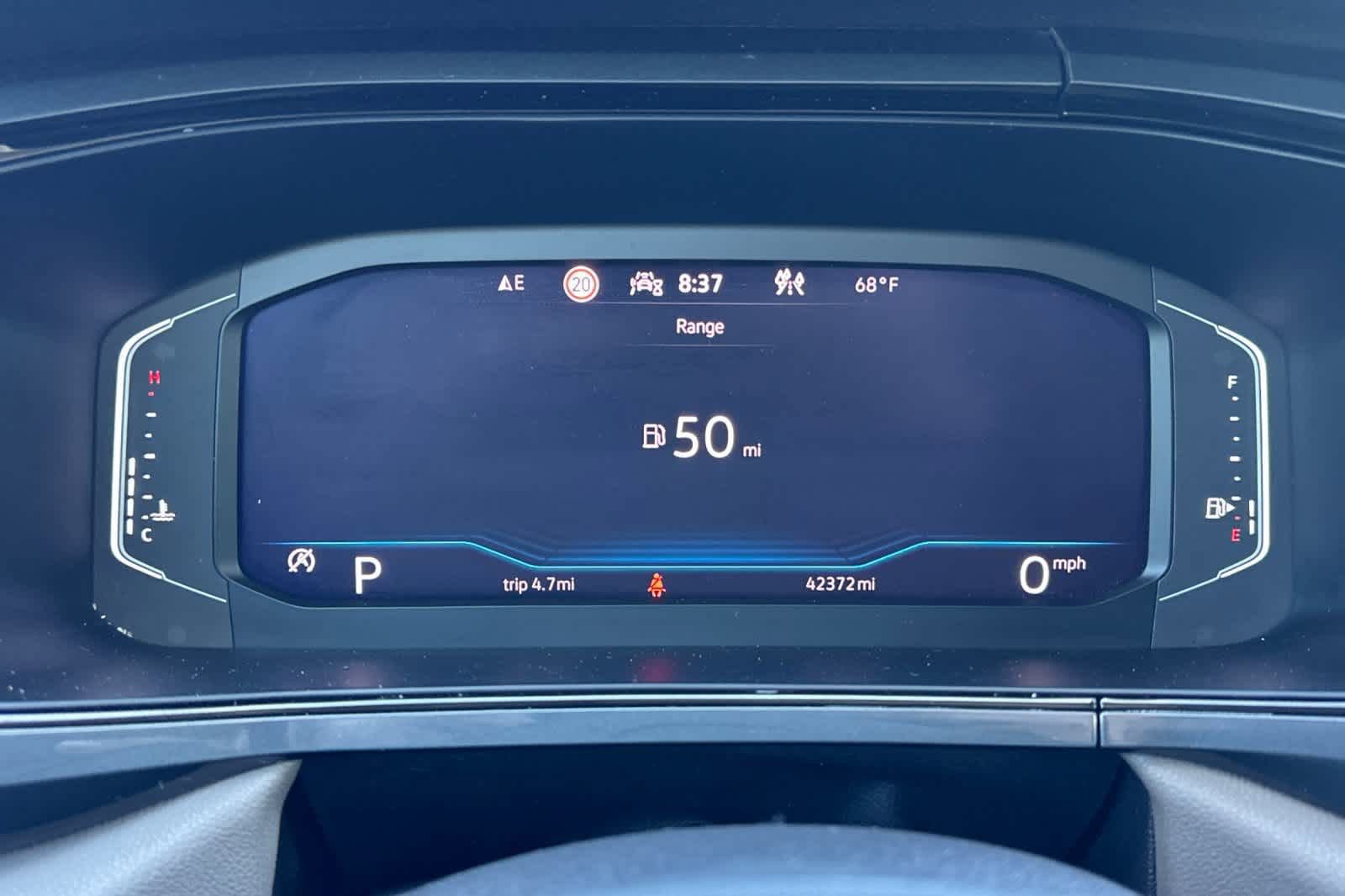 Used 2022 Volkswagen Taos SEL image 25