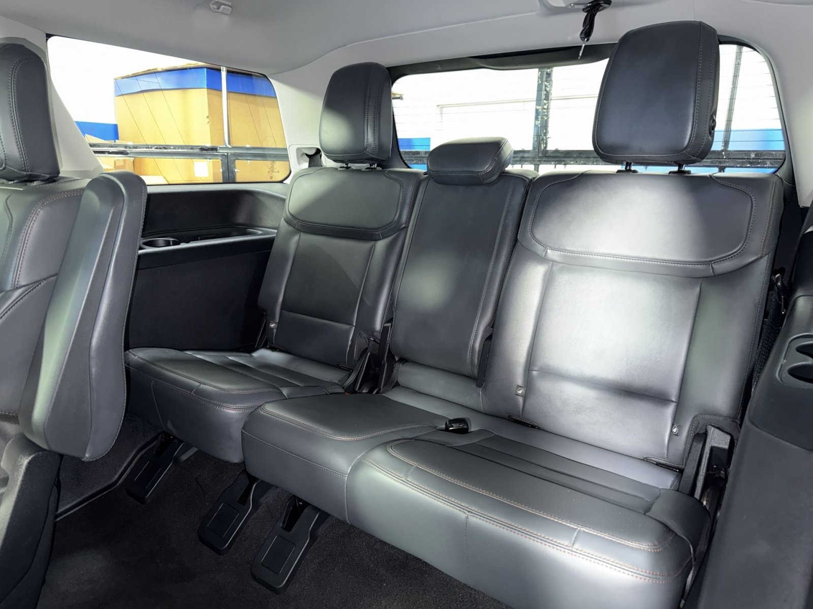 Certified 2025 Ford Expedition Active AWD/4WD image 28