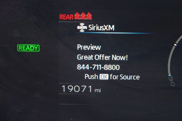 Used 2023 Toyota bZ4X FWD image 32