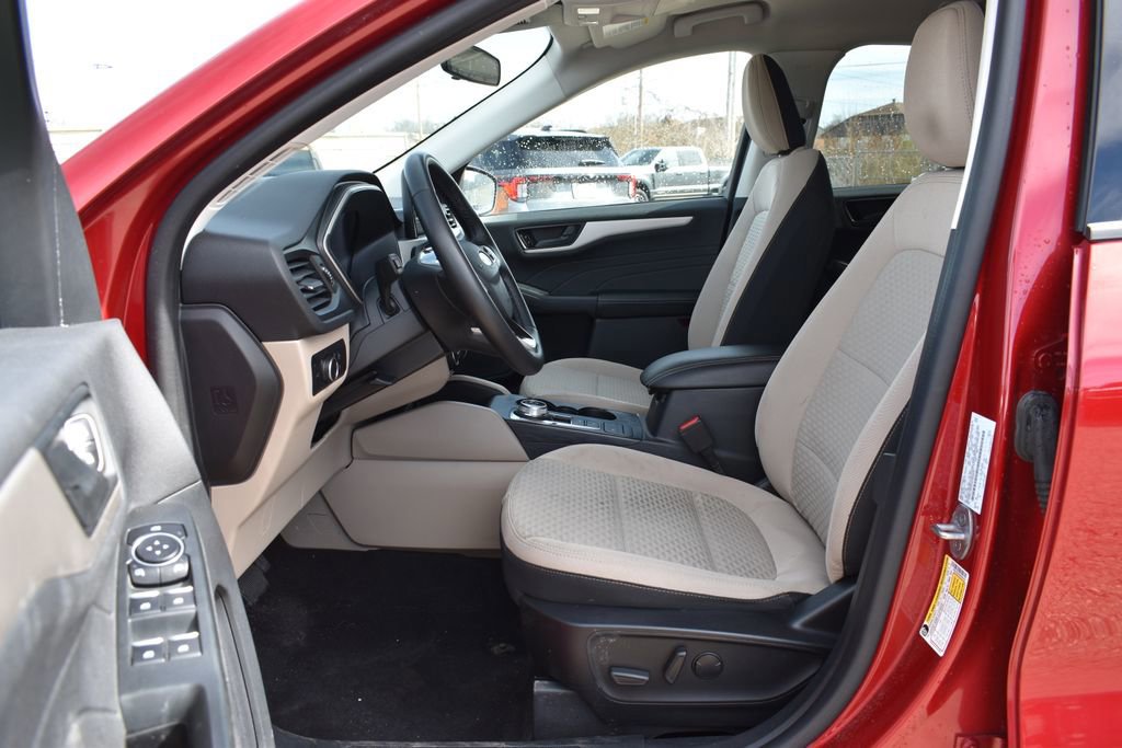 Certified 2022 Ford Escape SE w/ Convenience Package image 9