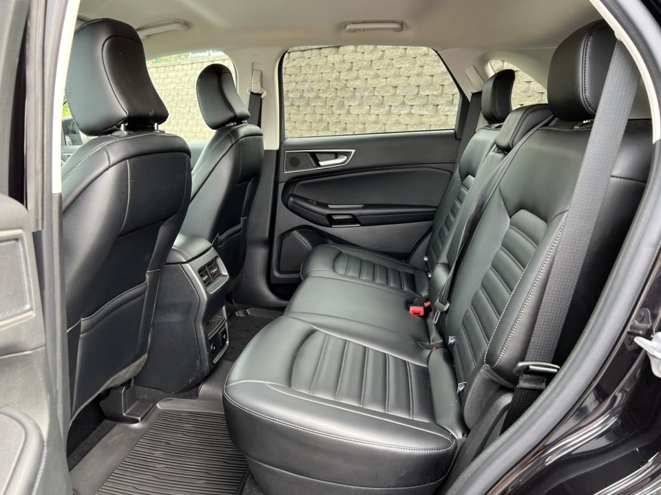Certified 2022 Ford Edge SEL w/ Convenience Package image 12