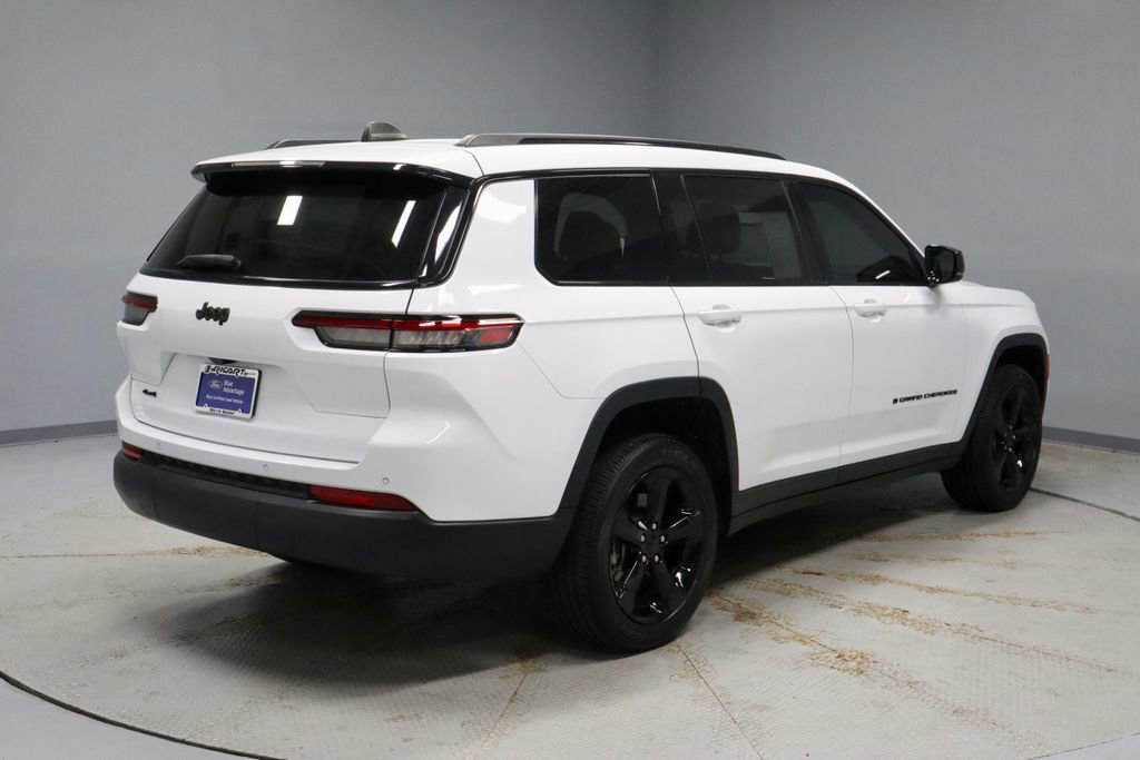 Used 2023 Jeep Grand Cherokee L Laredo AWD/4WD image 6