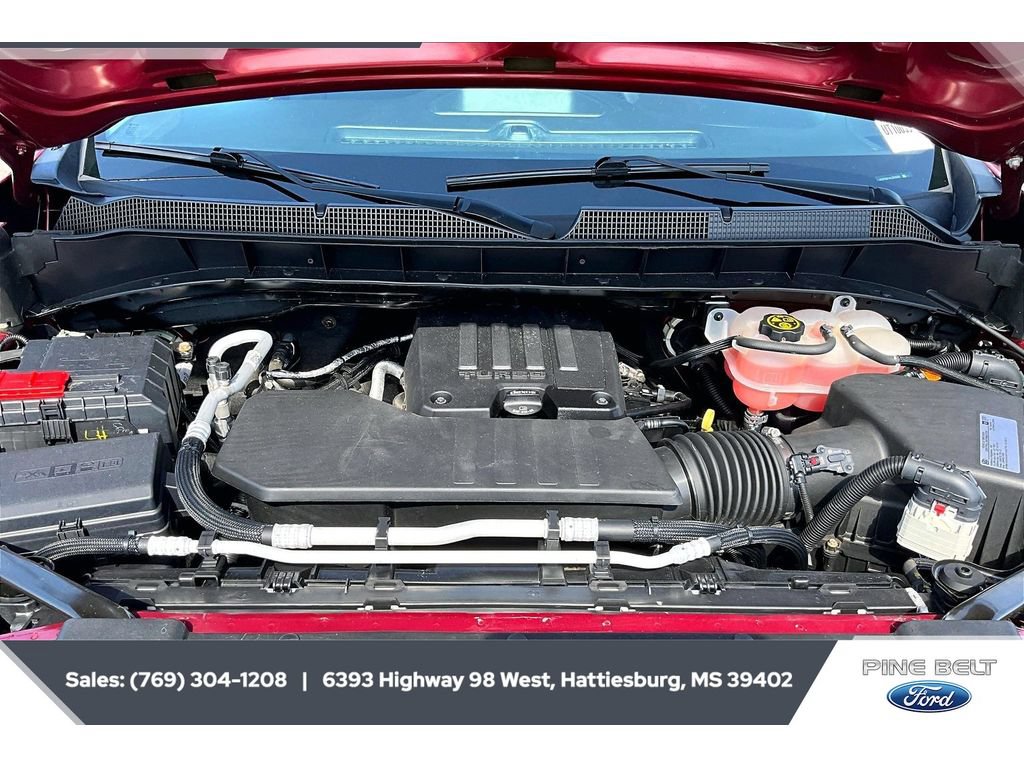 Used 2020 Chevrolet Silverado 1500 Custom w/ Custom Value Package AWD/4WD image 8