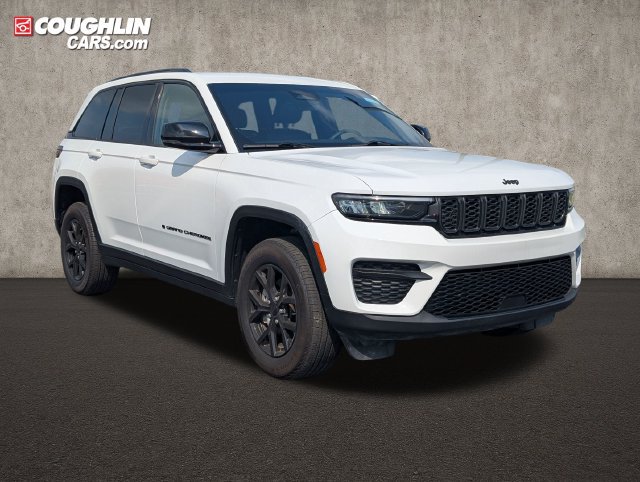 Used 2025 Jeep Grand Cherokee Altitude AWD/4WD 360° Tour