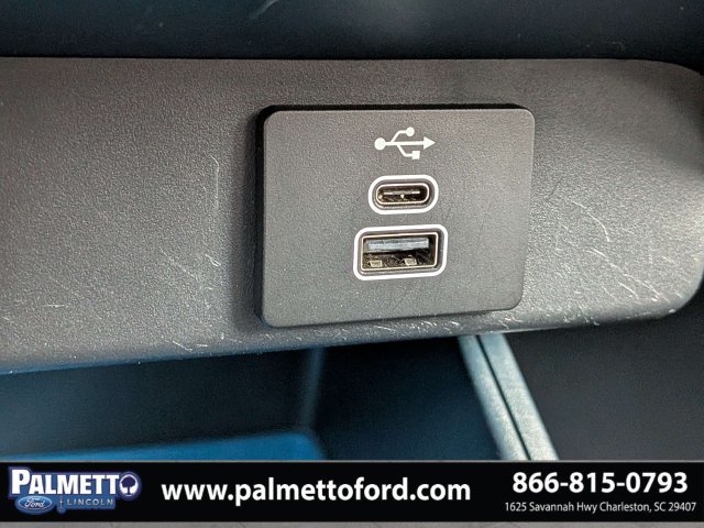 Certified 2025 Ford Maverick XLT w/ Equipment Group 302A AWD/4WD image 21