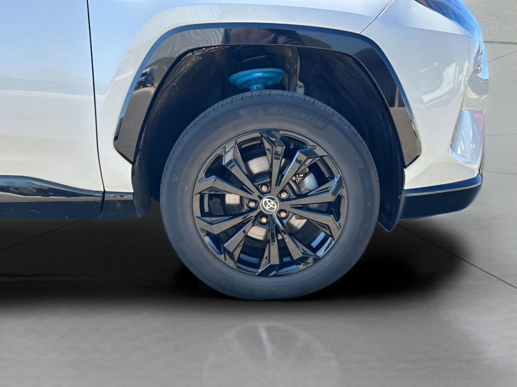 Used 2022 Toyota RAV4 XSE AWD/4WD image 23