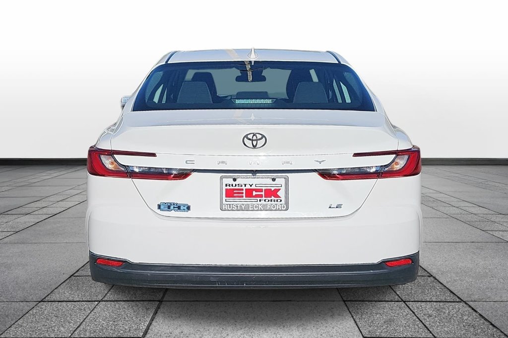 Used 2025 Toyota Camry LE FWD image 6