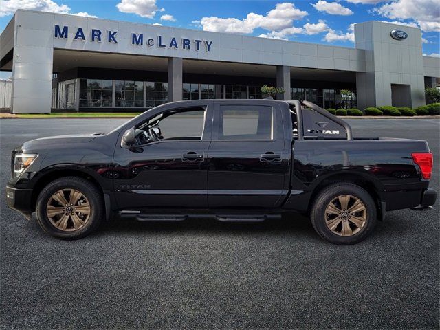 Used 2024 Nissan Titan SV w/ SV Bronze Edition Package image 6