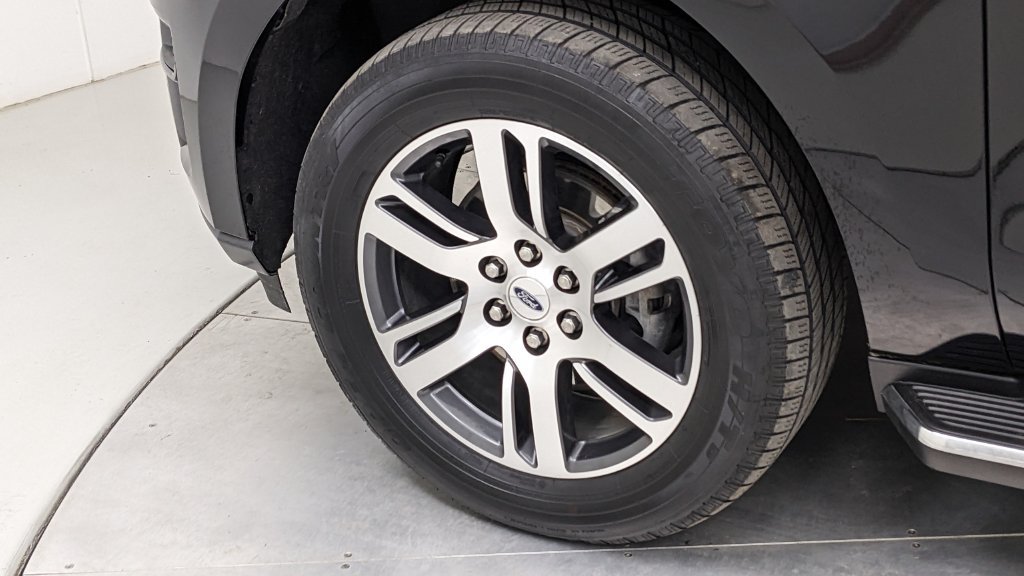 Certified 2023 Ford Expedition Max XLT AWD/4WD image 5