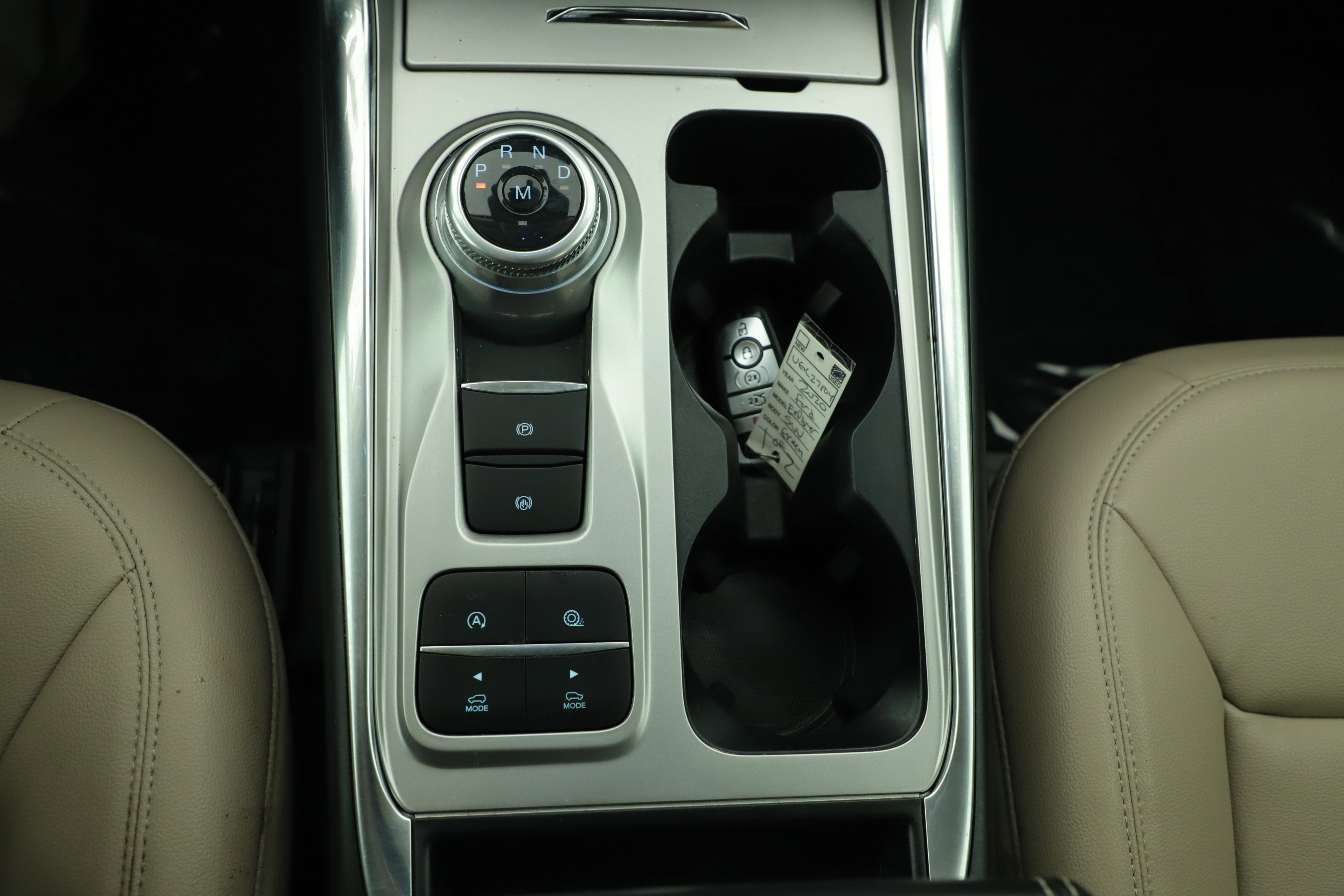 Certified 2020 Ford Explorer XLT w/ Equipment Group 202A image 23