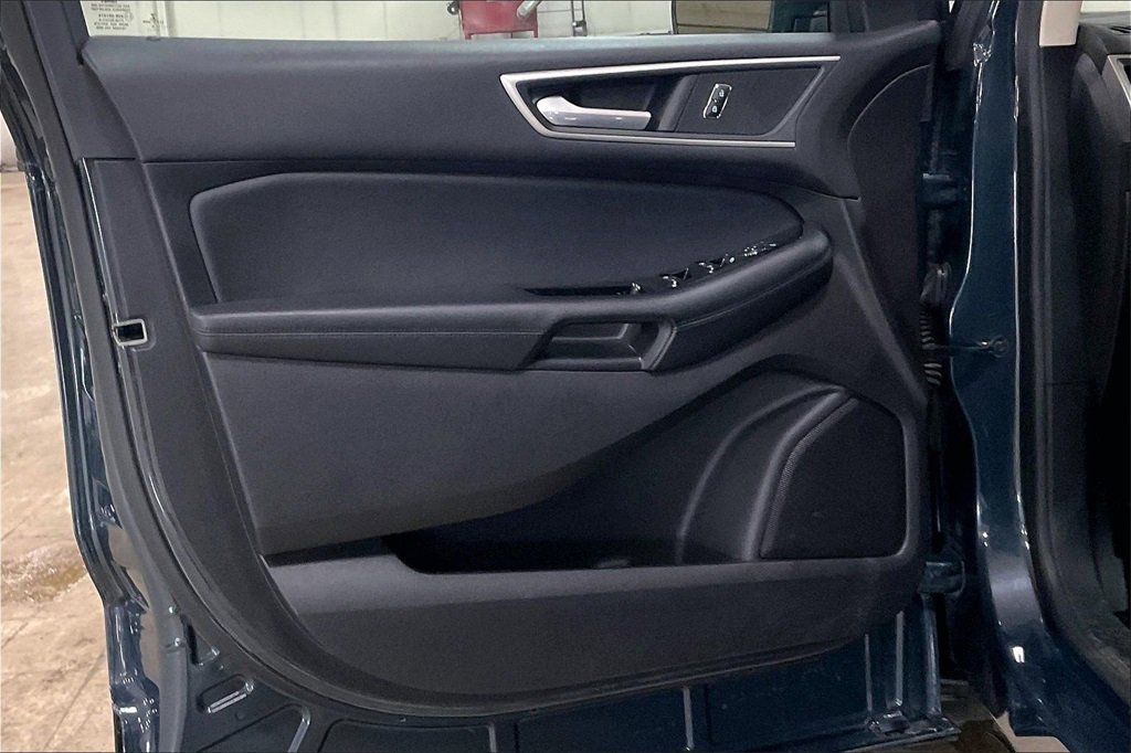 Certified 2019 Ford Edge SEL w/ Equipment Group 201A image 21