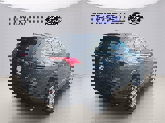 Used 2019 Toyota RAV4 LE image 13