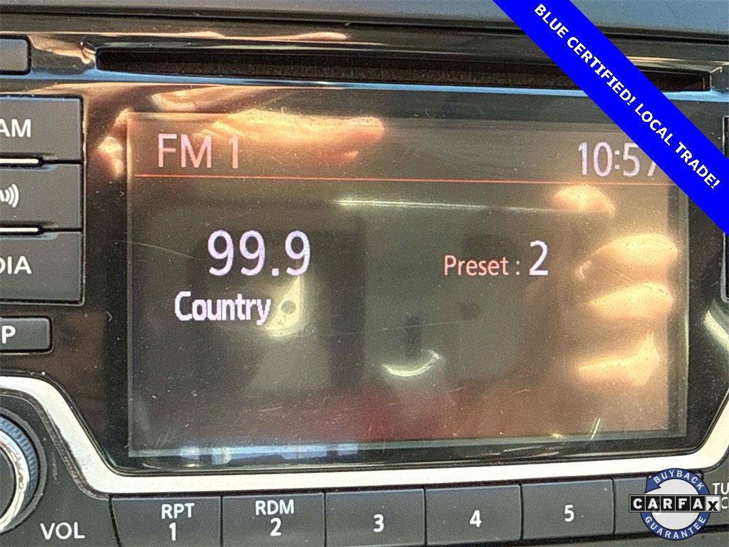 Used 2017 Nissan Frontier Desert Runner image 16