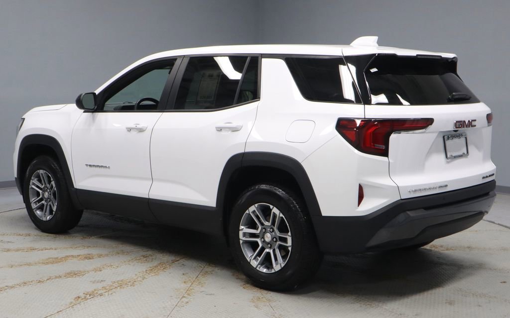 Used 2025 GMC Terrain Elevation AWD/4WD image 9