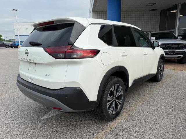 Used 2023 Nissan Rogue SV FWD image 4