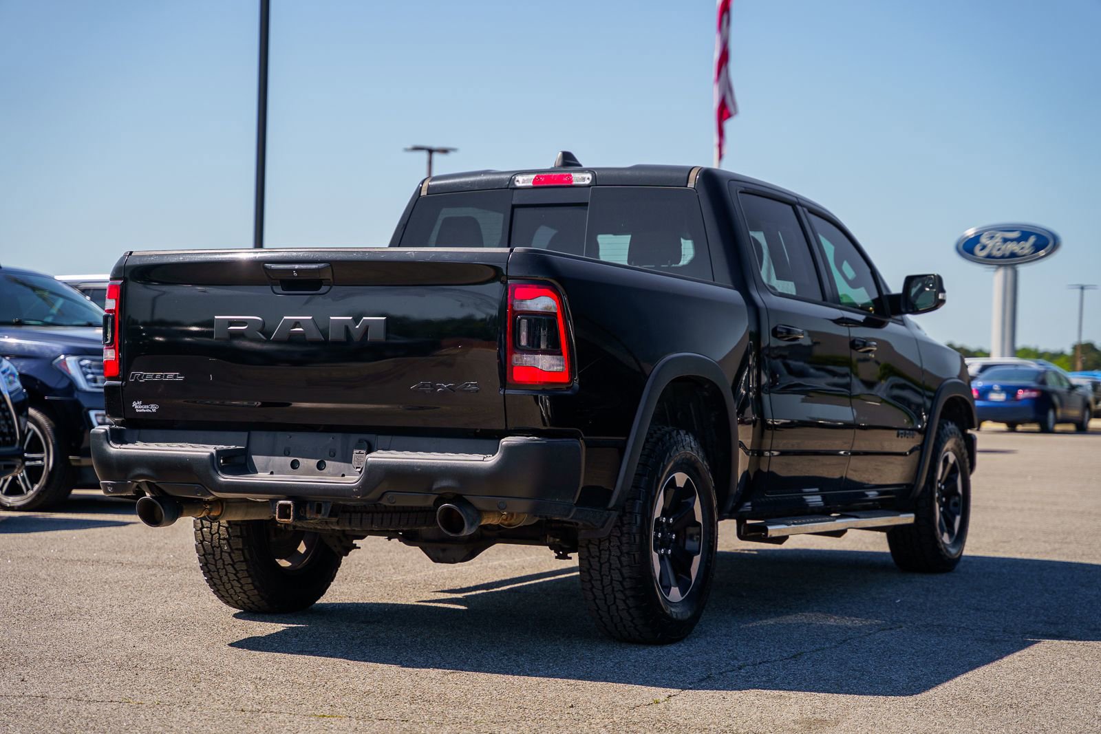 Used 2019 RAM 1500 Rebel w/ Rebel Level 2 Equipment Group AWD/4WD image 7