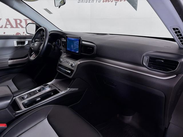 Certified 2022 Ford Explorer XLT w/ Equipment Group 202A image 36