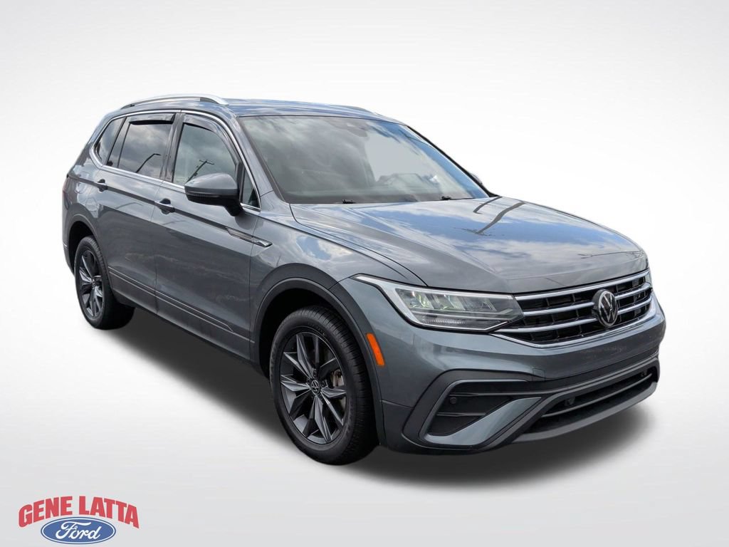 Used 2022 Volkswagen Tiguan SE