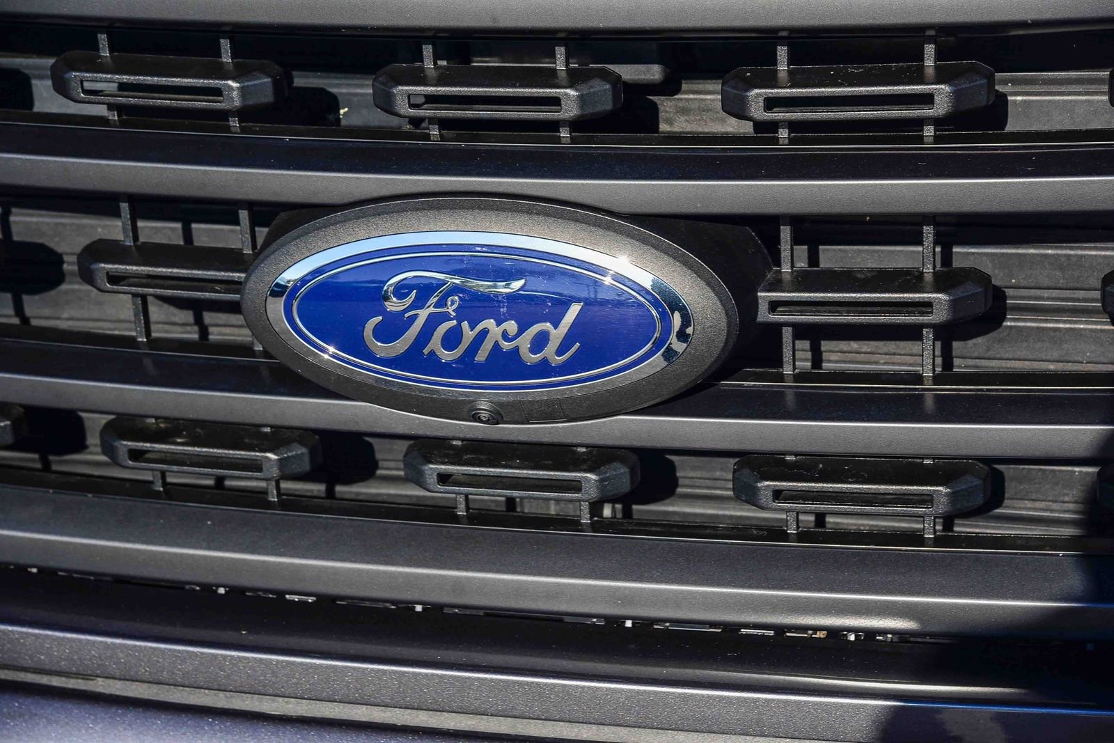 Certified 2022 Ford F150 XLT w/ Equipment Group 302A High image 11