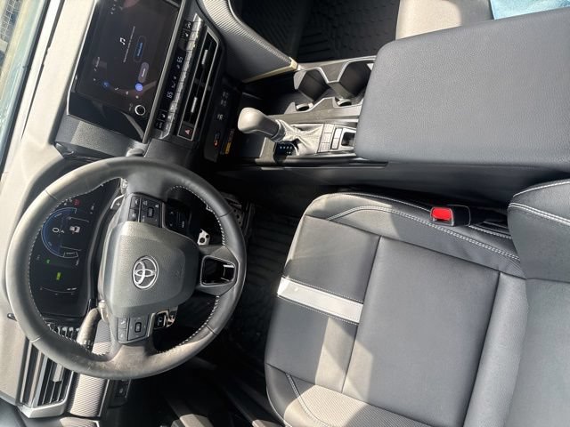 Used 2026 Toyota Camry SE w/ Convenience Package AWD/4WD image 28
