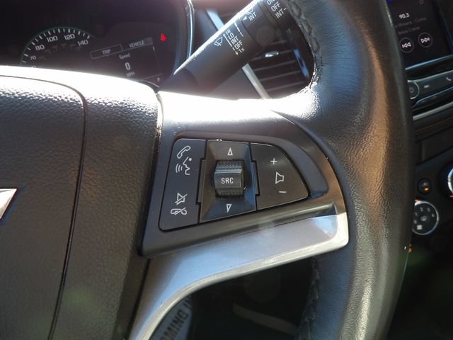 Used 2021 Chevrolet Trax LT w/ Driver Confidence Package FWD image 22