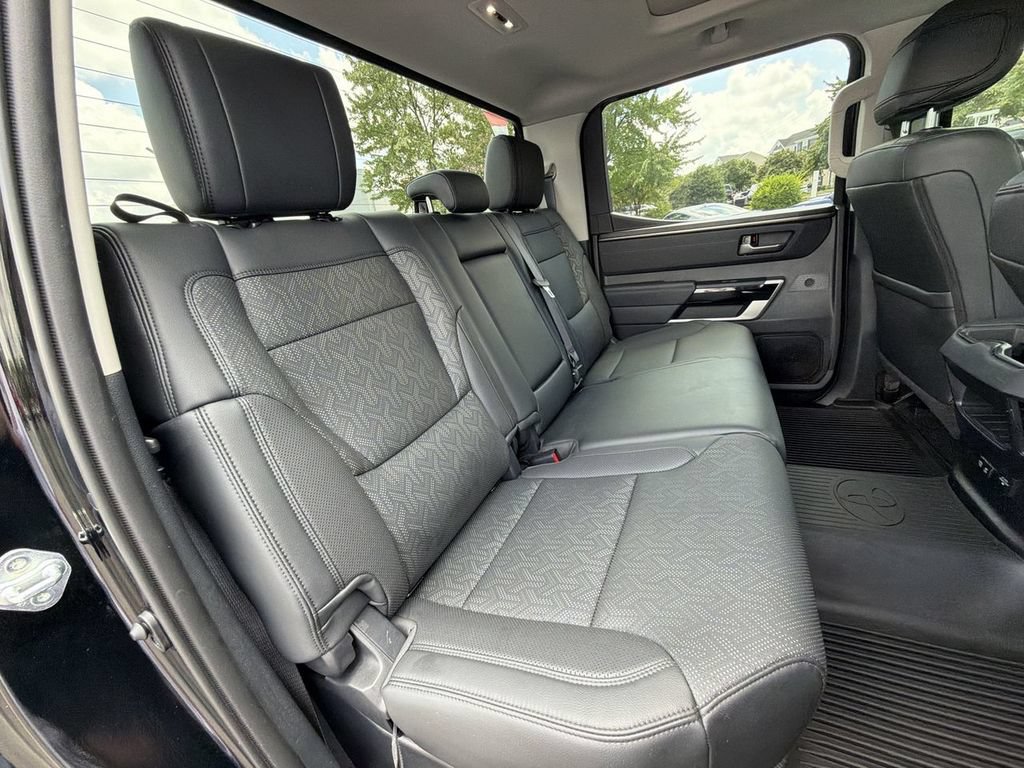 Used 2024 Toyota Tundra Limited AWD/4WD image 28