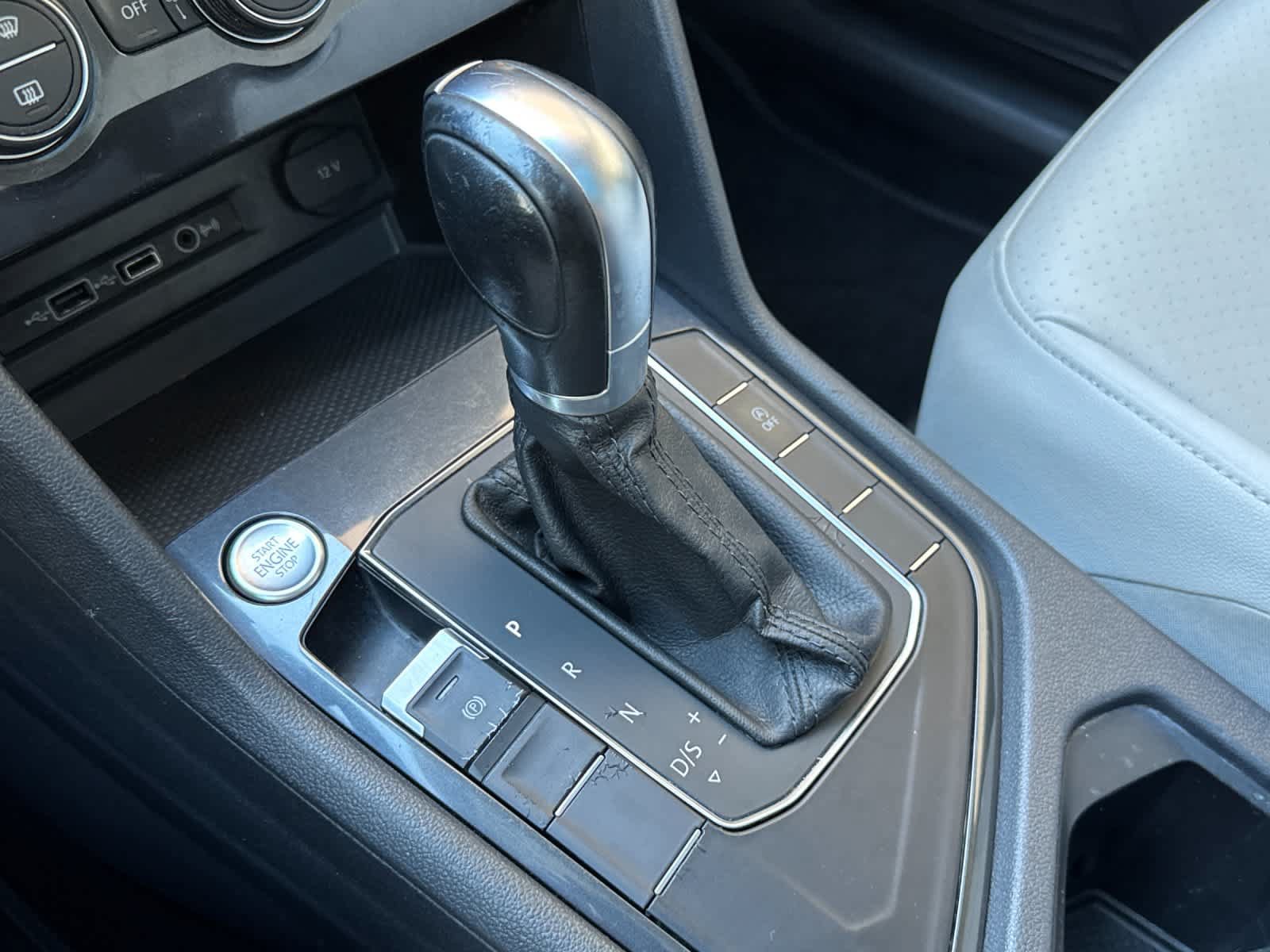 Used 2019 Volkswagen Tiguan SE w/ Panoramic Sunroof Package FWD image 23