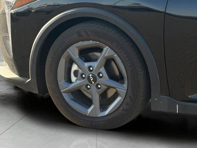 Used 2025 Kia K4 FWD image 21