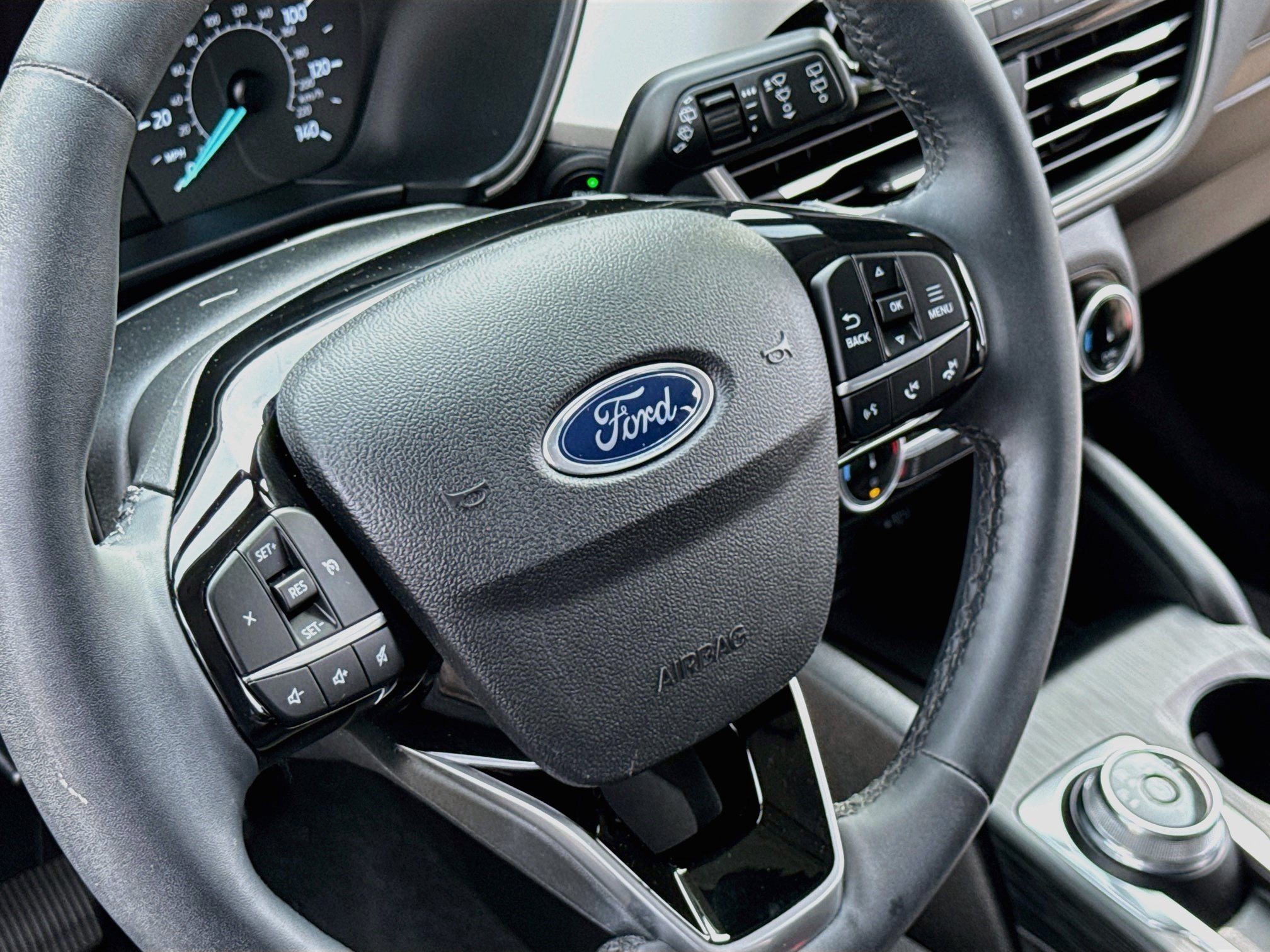 Certified 2022 Ford Escape SEL AWD/4WD image 12