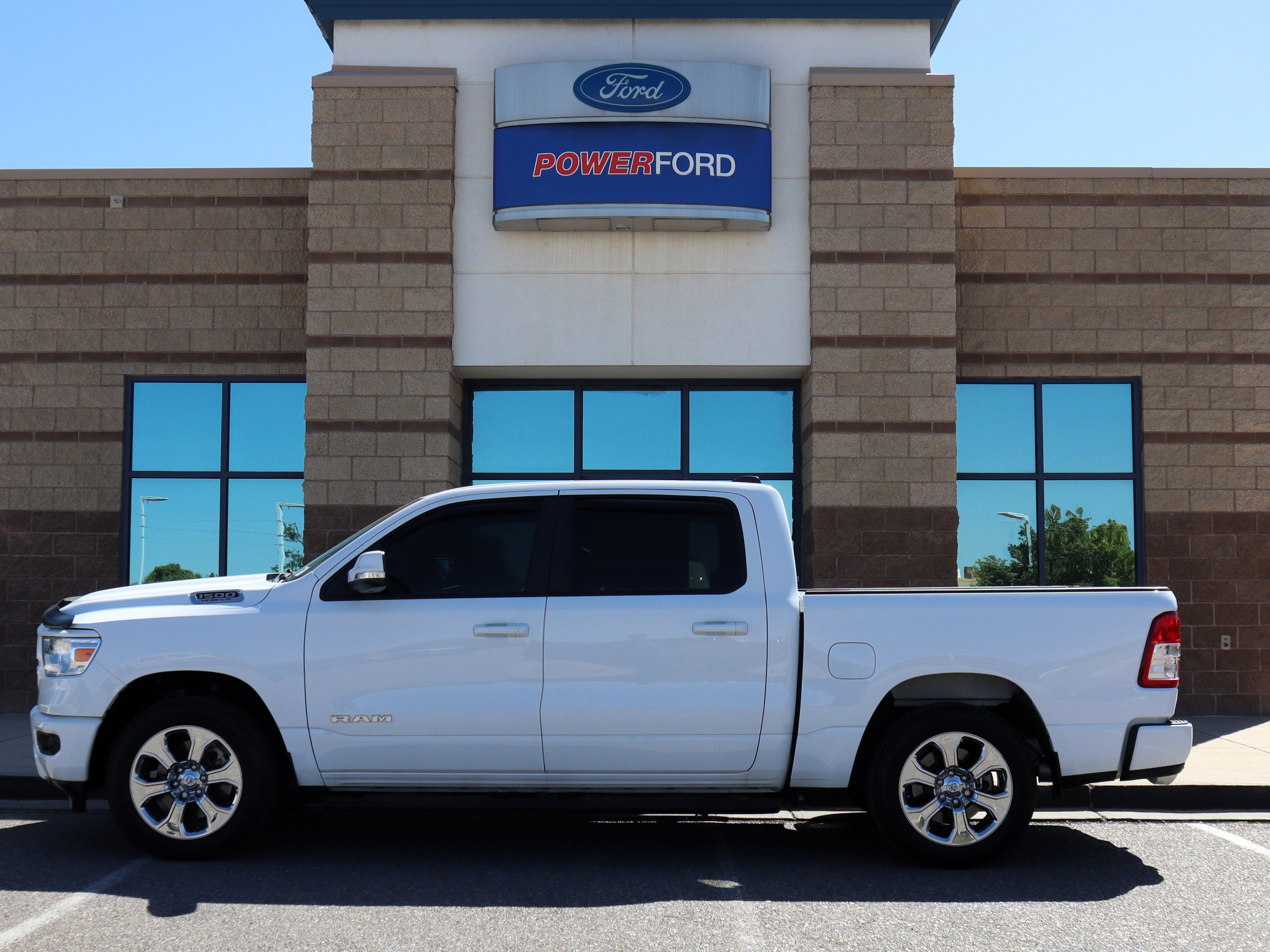 Used 2022 RAM 1500 Big Horn AWD/4WD image 9