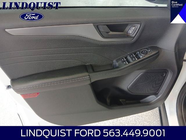 Certified 2023 Ford Escape Active AWD/4WD image 10